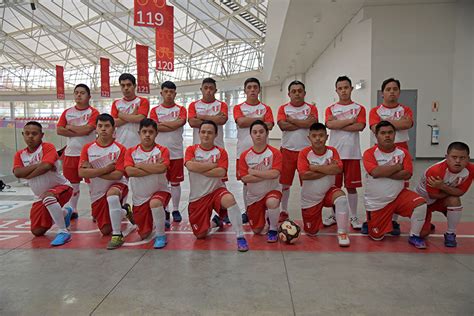 Estrellas del fútbol invitan a la copa mundial Futsal Down 2022 que se ...