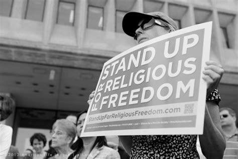 Ética Cristiana Aplicada: Dictadura y Libertad de Cultos – Cristianismo.CC