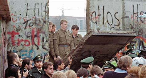 Europa: 30 años de la caída del muro de Berlín: “Muchos se ...