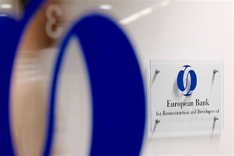 EUROPEAN BANK: EBRD issues debut €600 million 5 year ...