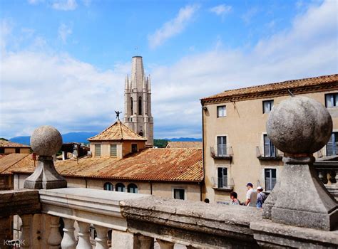 Excursión a Girona y visita guiada en Figueres  con visita al Museo ...