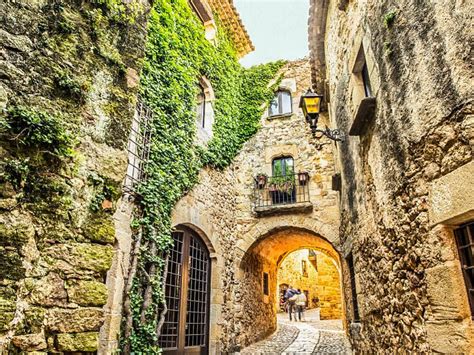 Excursión Excursion de Un Día a Girona   Turismoi.es