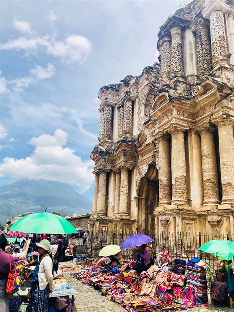 Exploring the beautiful Antigua, Guatemala : travel