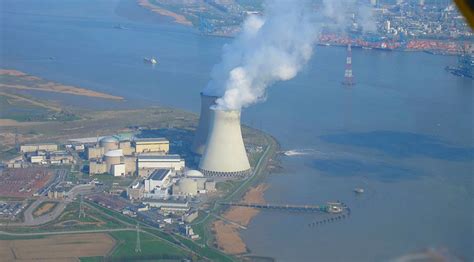 Explosion rocks nuclear power plant in Belgium — RT World News