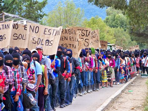 EZLN se solidariza con los desaparecidos de Ayotzinapa y al pueblo ...