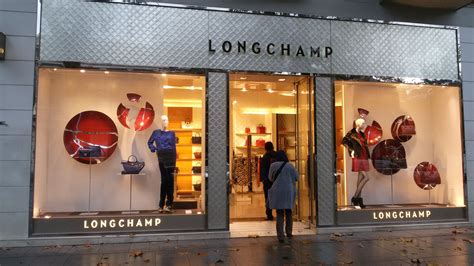 Fachada tienda Longchamp, Serrano  Madrid . Diciembre 2016 ...
