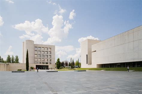 Facultad CCSS UNAV. Pamplona. Vicens   Ramos Architects ...