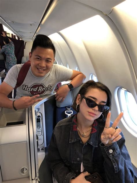 Fan Bumps Into Dua Lipa In Malaysia Airlines While Flying To KLIA