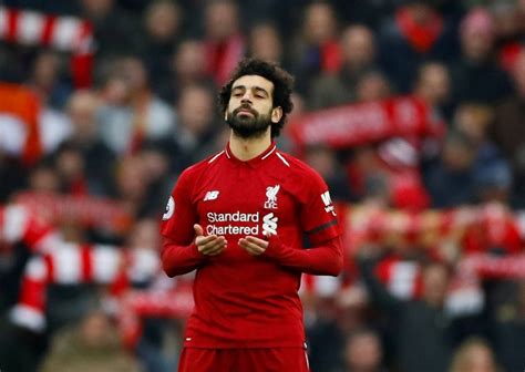 Fans baffled as Liverpool star Mohamed Salah goes offline ...