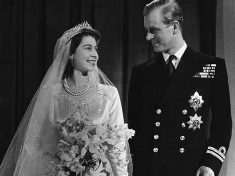 Felipe de Edimburgo e Isabel II: así comenzó su historia de amor