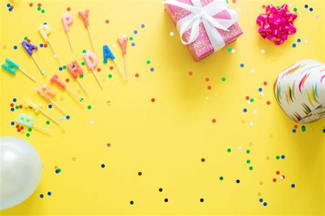 Feliz cumpleaños letras y artículos de fiesta | Descargar ...