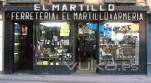 Ferreteria Y Armeria El Martillo C.b.