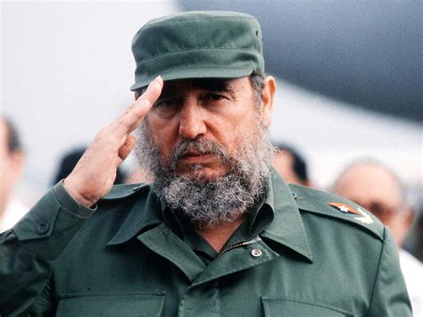 Fidel Castro: Lo que más vale del ser humano, su educación ...
