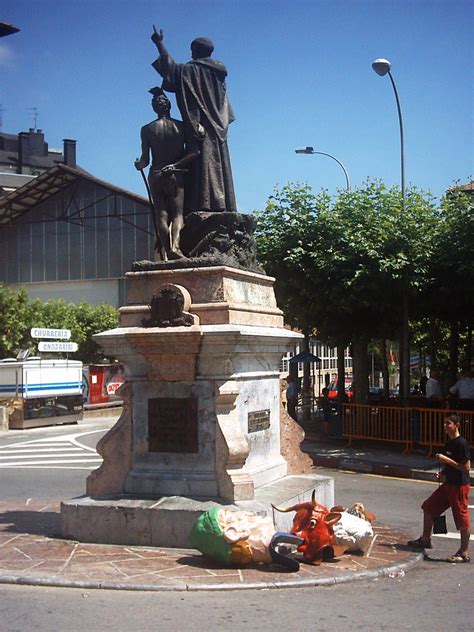 Fiestas Ordizia 2004  Estatua de Fray Andres de Urdaneta  | Flickr