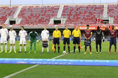 FIFA Referees News: 2013 2014 UEFA Youth League – Round of 16
