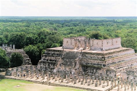 Fil:Temple of the warriors chichen itza.jpg – Wikipedia