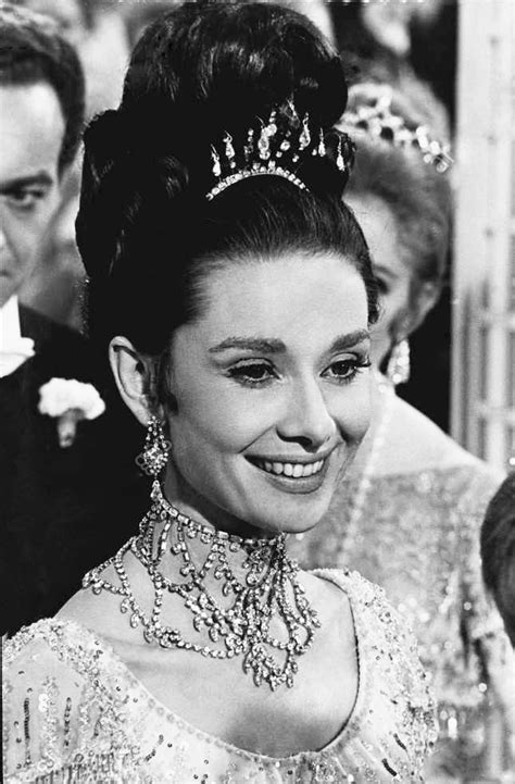 File:Audrey Hepburn   1964.jpg