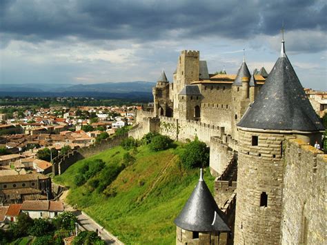 File:Carcassonne wall.jpg   Wikipedia