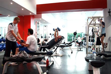 File:Gym Free weights Area.jpg   Wikimedia Commons