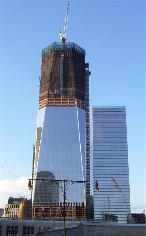 File:One World Trade Center under construction July 31 ...