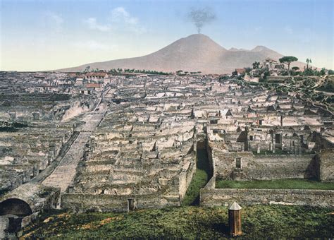 File:Pompeji um 1900 ueberblick.jpg   Wikimedia Commons