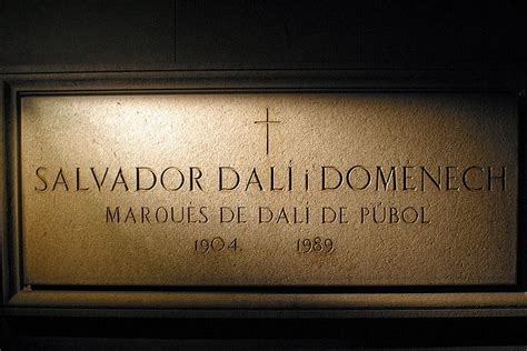 File:Salvador Dali Crypt in Figueres.jpg   Wikimedia Commons