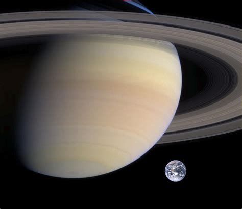 File:Saturn, Earth size comparison.jpg   Wikipedia, the free encyclopedia