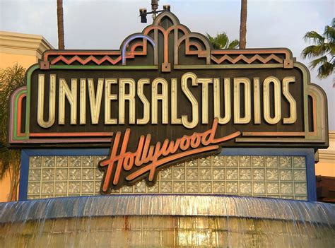 File:Universal Studios Hollywood sign 2.JPG   Wikimedia ...