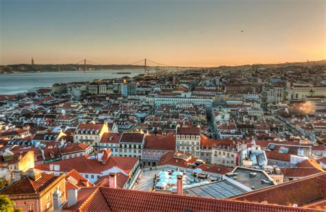 File:Vista de Lisboa.jpg   Wikimedia Commons