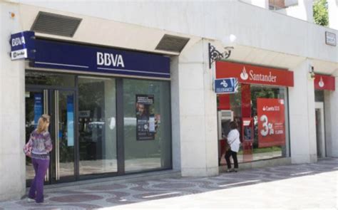 Fitch confirma el rating  A   de BBVA y Banco Santander