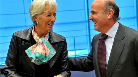 FMI señala que España incumplirá las metas de déficit y ...