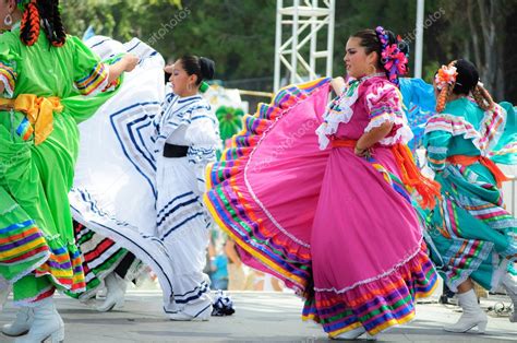 folklore mexicano — Foto editorial de stock  CHRTKD #7873695