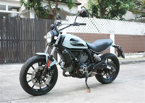 [ For Sale ] Ducati Scrambler Sixty2 2017 like new bike excellent cond ...