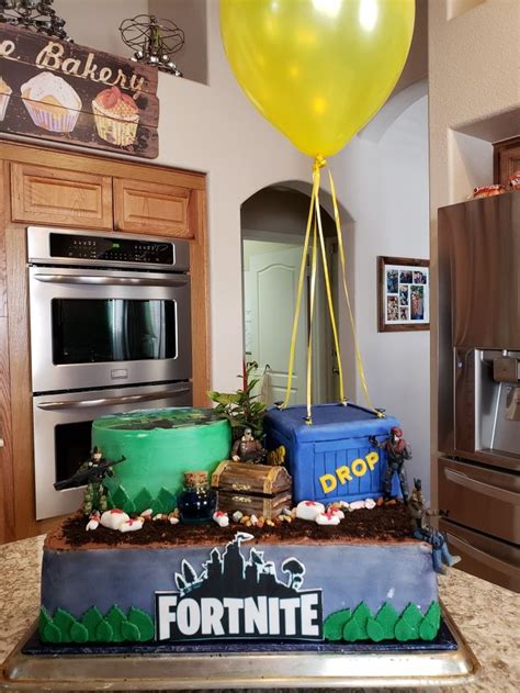 Fortnite cake | Cakes that I made... in 2019 | 10th ...