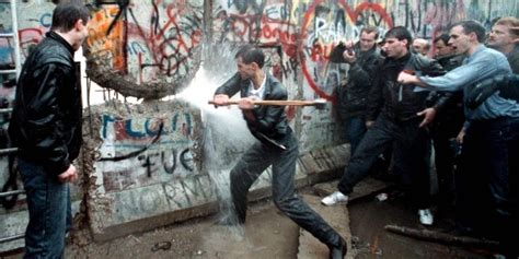 Foto del día: 29 años de la caída del Muro de Berlín ...