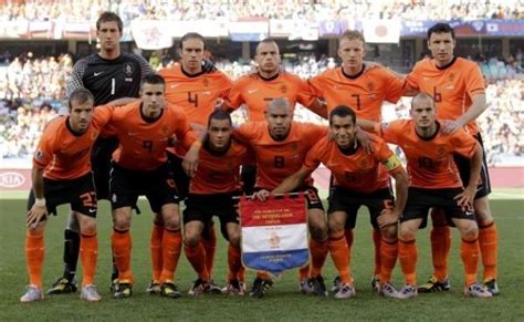 Foto   Selección de fútbol de los Países Bajos ?posan para ...