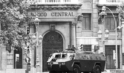 Fotos: 40 años del asalto al Banco Central de Barcelona, en imágenes ...