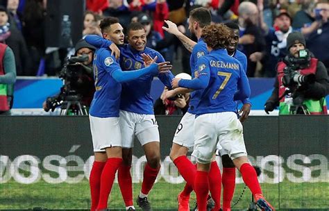 Francia goleó a Islandia en su camino rumbo a la Eurocopa 2020