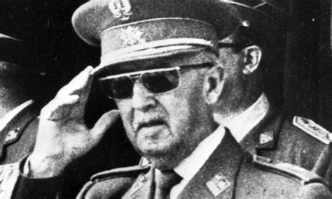 Francisco Franco: biogrrafia, morte, carriera militare e politica
