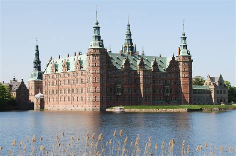 Frederiksborg Castle   Wikipedia