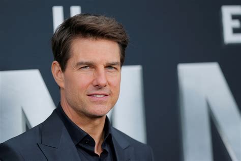 From Bible reading to b**w jobs, Tom Cruise s memoir ...