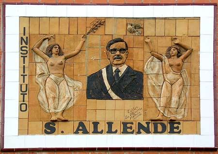 Fuenlabrada. España   Una calle Salvador Allende