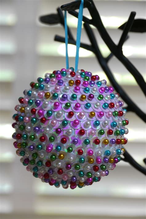 Full of Craft: Ornament Month! Sequined Ornament