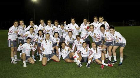 Fútbol femenino: La República Checa es lo único que separa ...