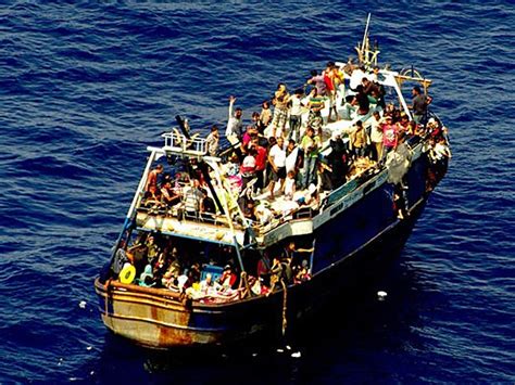 G1    EI  infiltra extremistas em barcos de refugiados ...