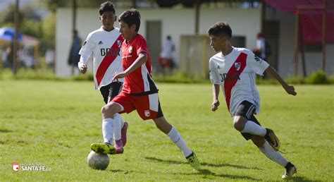[Galería de Fotos] Liga de Fútbol de Bogotá – Santa Fe Escuelas [17 de ...