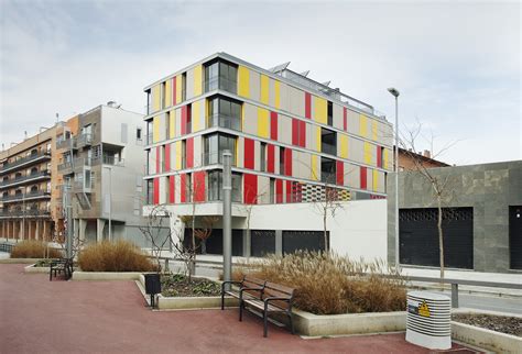 Gallery of 16 Social Housing For Granollers Town Hall ...
