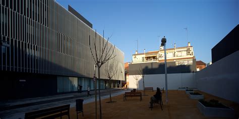 Gallery of Subacute Hospital of Mollet / Mario Corea ...