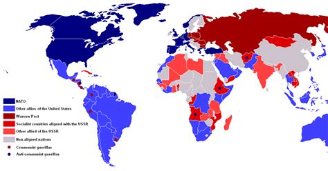 Geografía y Historia: Mapas de los países capitalistas y comunistas.