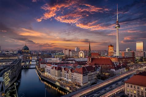 Germany / Germany Imposing Quarantine On Travellers From ...